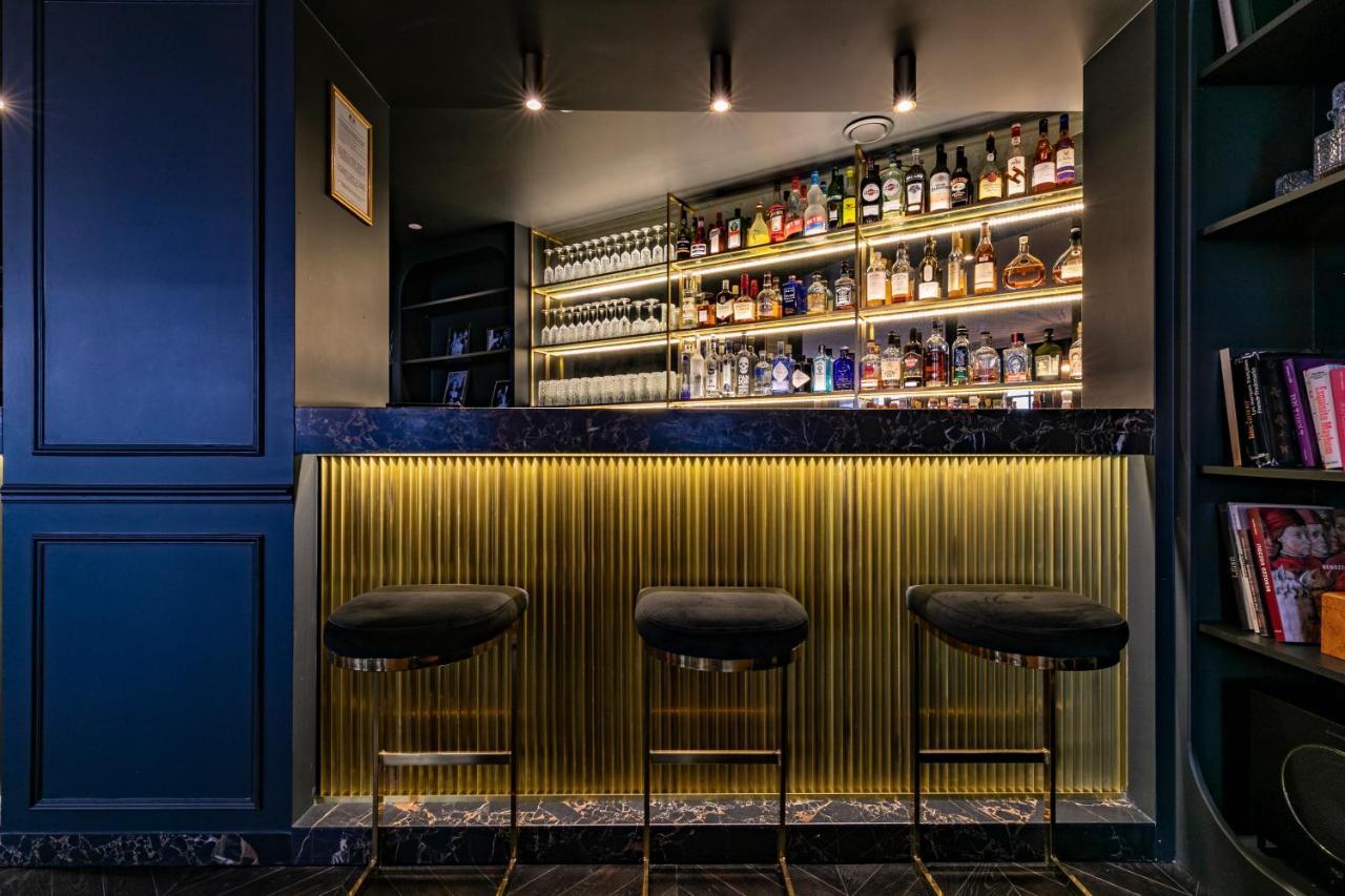 Hotel Maison Barbes Paris