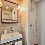 Hotel Maison Barbes Paris