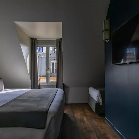 Hotel Maison Barbès 4*