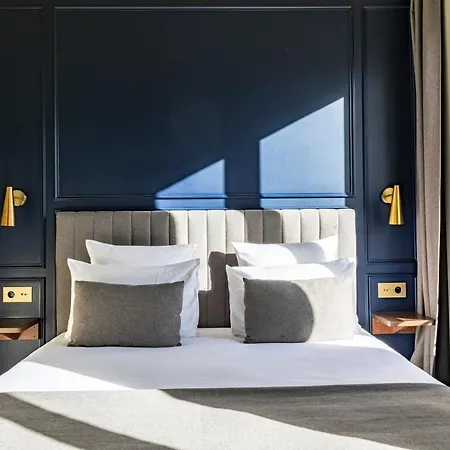 Hotel Maison Barbès 4*