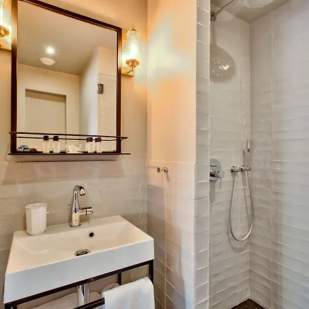Hotel Maison Barbès Parigi